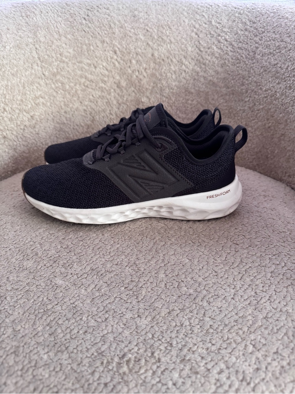 New Balance Fresh Foam Sport Running Shoes gray White Women’s Size 10 B
